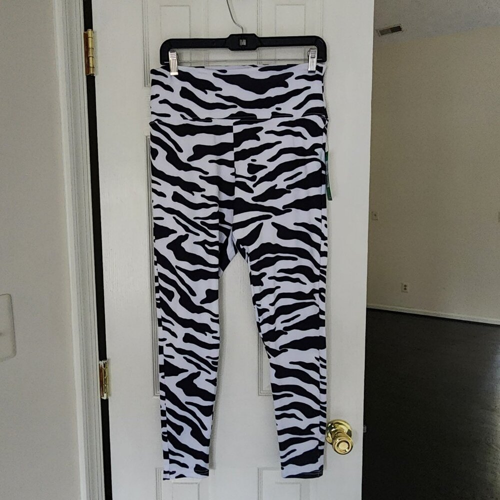 💖HP💖 Tipsy Elves Zebra Print High Waisted Leggings | M - Picture 2 of 8